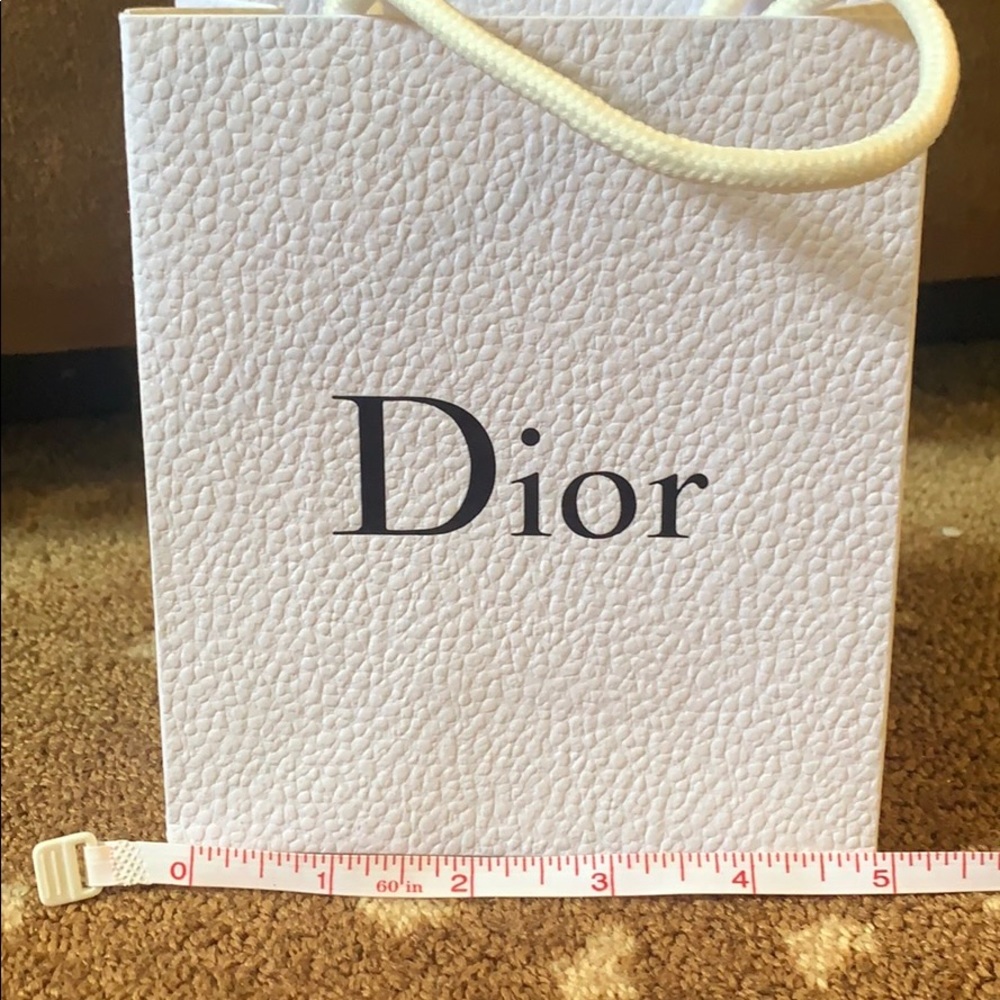 Paper gift bag
